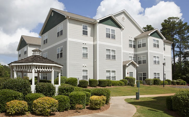 exterior building 3 university village at clemson off campus apartments near clemson university clemson sc south carolina